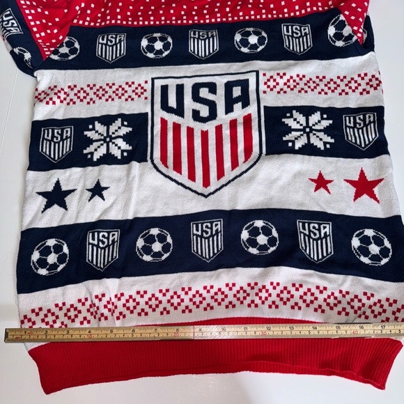 2022 World Cup Fox Sports US Soccer sweater men’s NEW - Picture 7 of 13